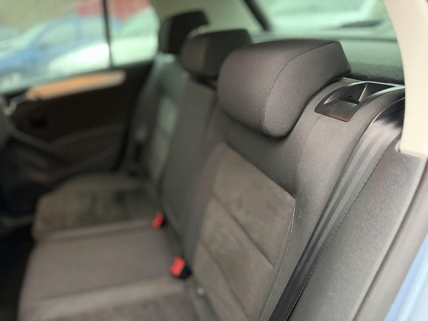 Used Volkswagen Golf 2010 for sale - 77304996: Photo 40