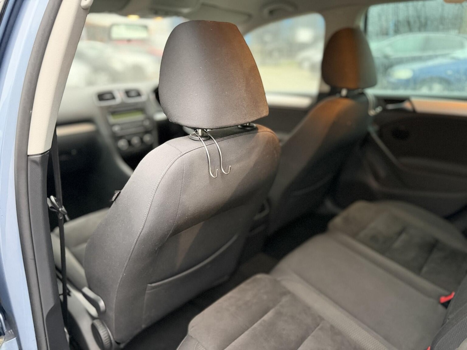 Used Volkswagen Golf 2010 for sale - 77304996: Photo 41