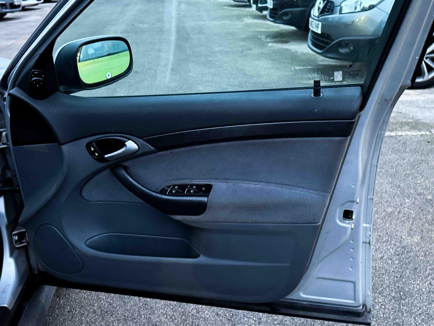 Used Saab 9-3 2005 for sale - 76513311: Photo 8