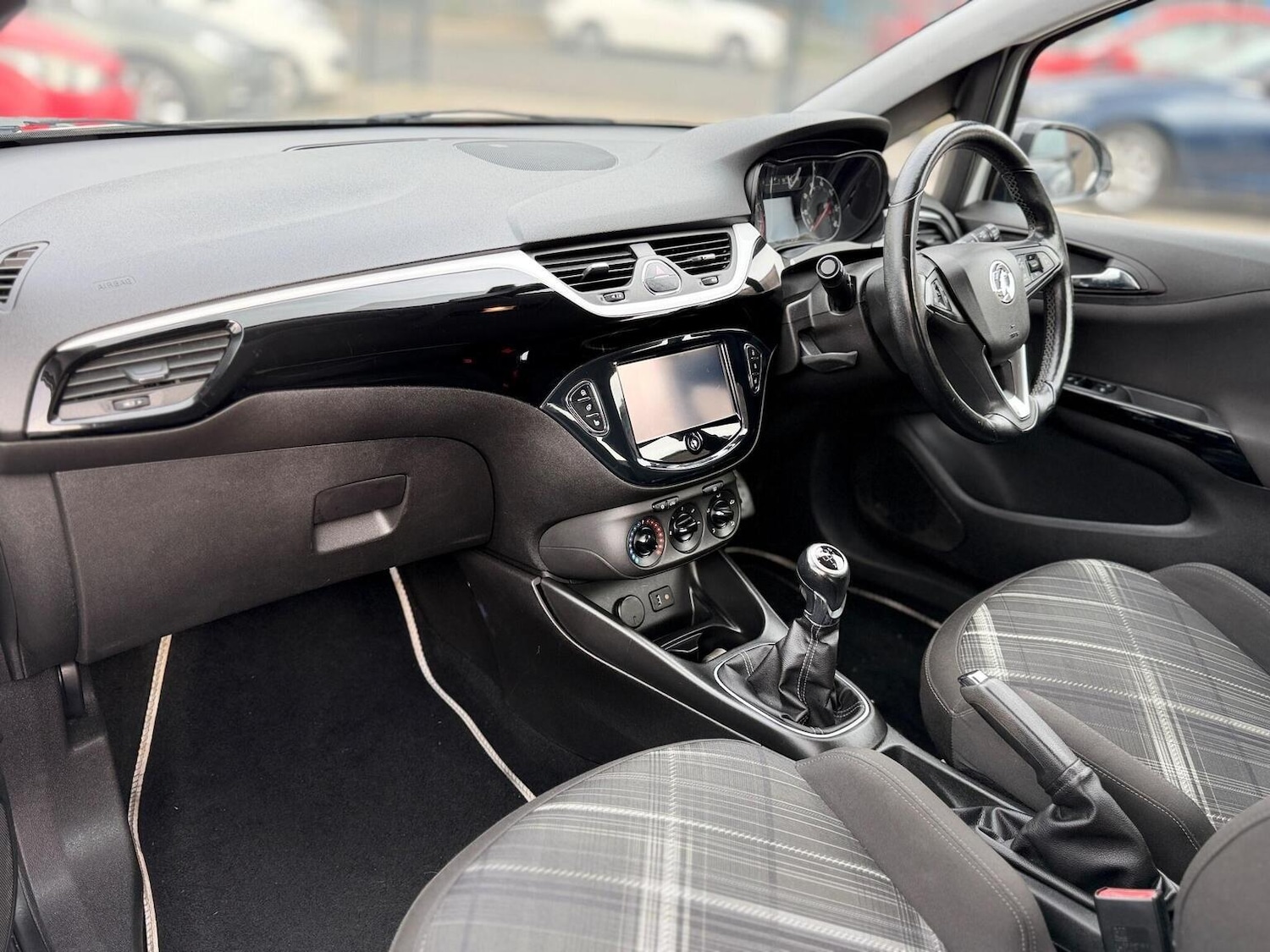 Used Vauxhall Corsa 2015 for sale - 77067304: Photo 10