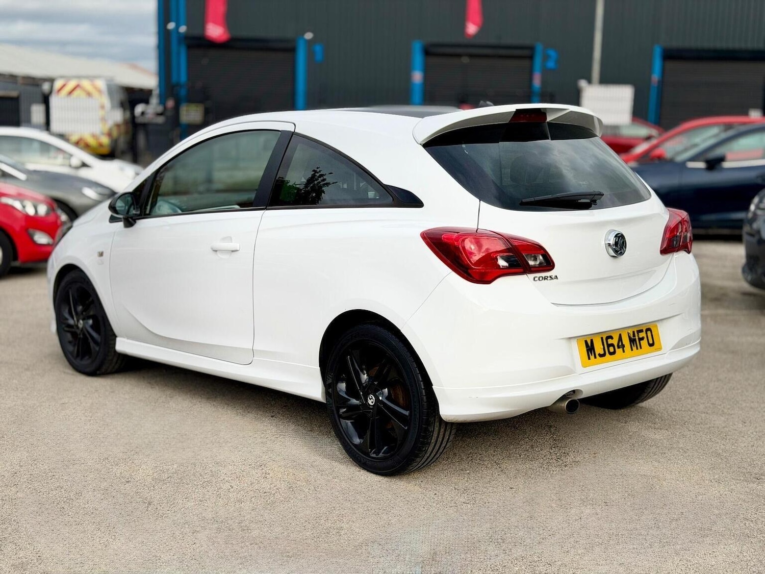 Used Vauxhall Corsa 2015 for sale - 77067304: Photo 4