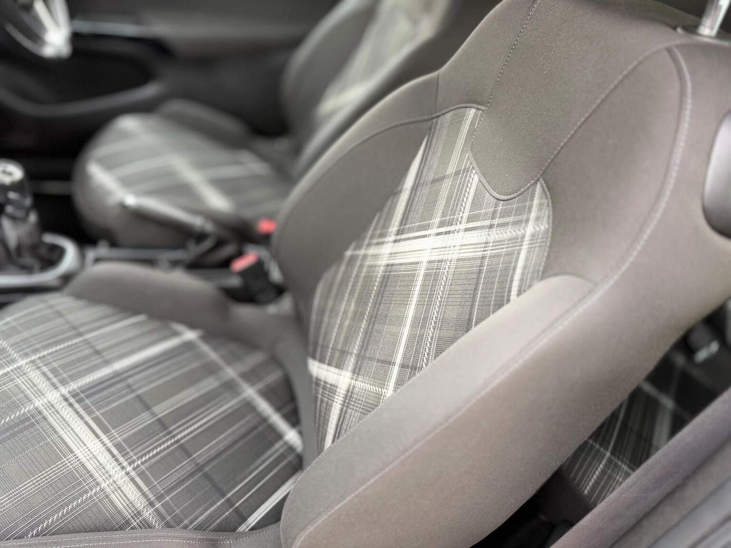 Used Vauxhall Corsa 2015 for sale - 77067304: Photo 48