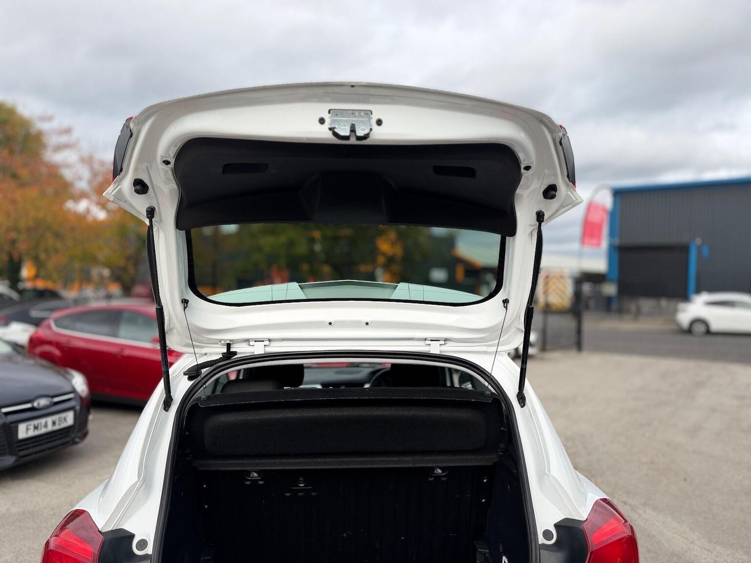 Used Vauxhall Corsa 2015 for sale - 77067304: Photo 67