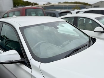 Used BMW 3 Series 2015 for sale - 76271007: Photo
