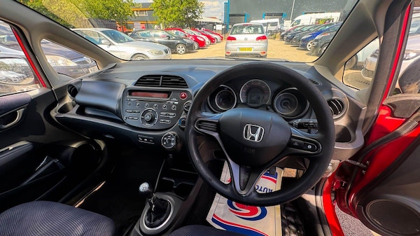 Used Honda Jazz 2011 for sale - 75110397: Photo 28