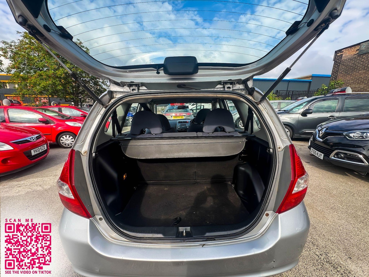 Used Honda Jazz 2004 for sale - 76513506: Photo 33