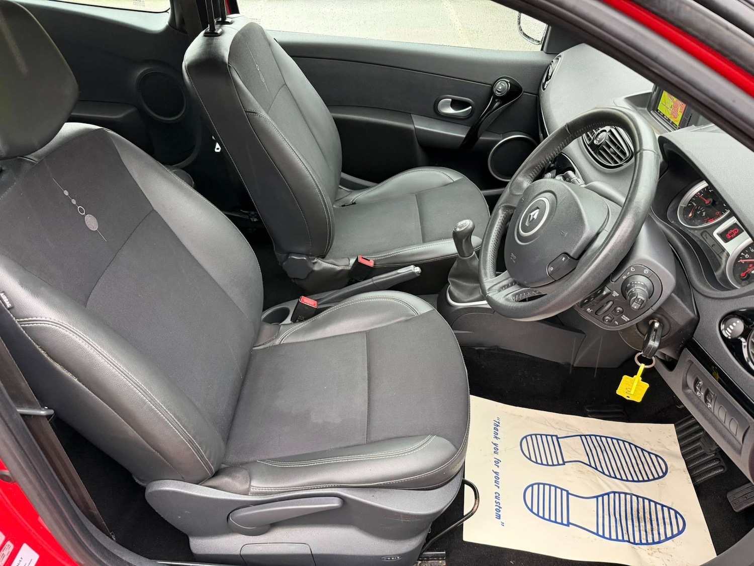 Used Renault Clio 2012 for sale - 76941901: Photo 9