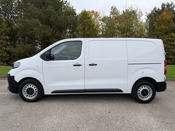 Used Peugeot Expert 2024 for sale - 76302523: Photo 2