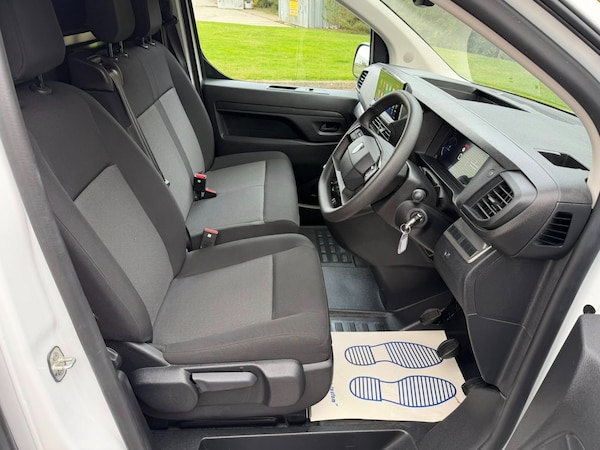 Used Peugeot Expert 2024 for sale - 76302523: Photo 9