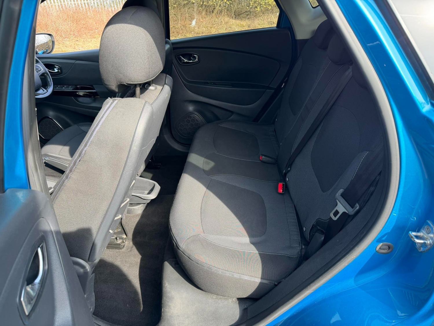 Used Renault Captur 2016 for sale - 77965578: Photo 12