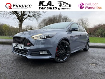 Used Ford Focus 2017 for sale - 78015609: Photo