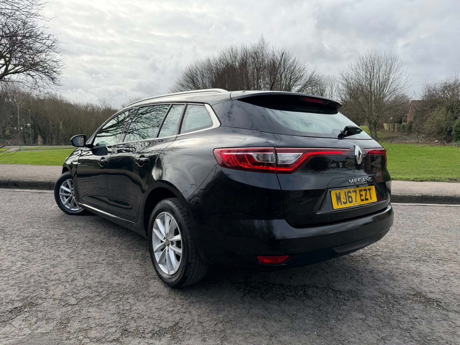 Used Renault Megane 2017 for sale - 77701956: Photo 3