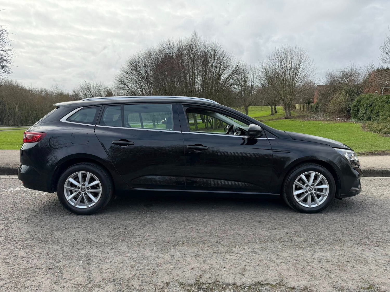 Used Renault Megane 2017 for sale - 77701956: Photo 6