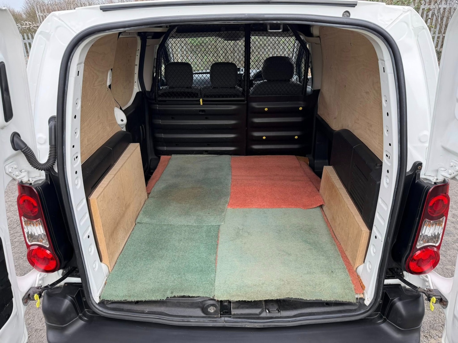 Used Citroen Berlingo 2014 for sale - 77965569: Photo 14