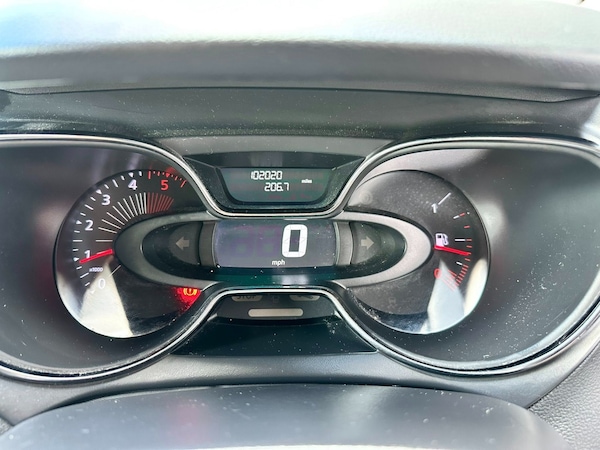 Used Renault Captur 2016 for sale - 75058216: Photo 16