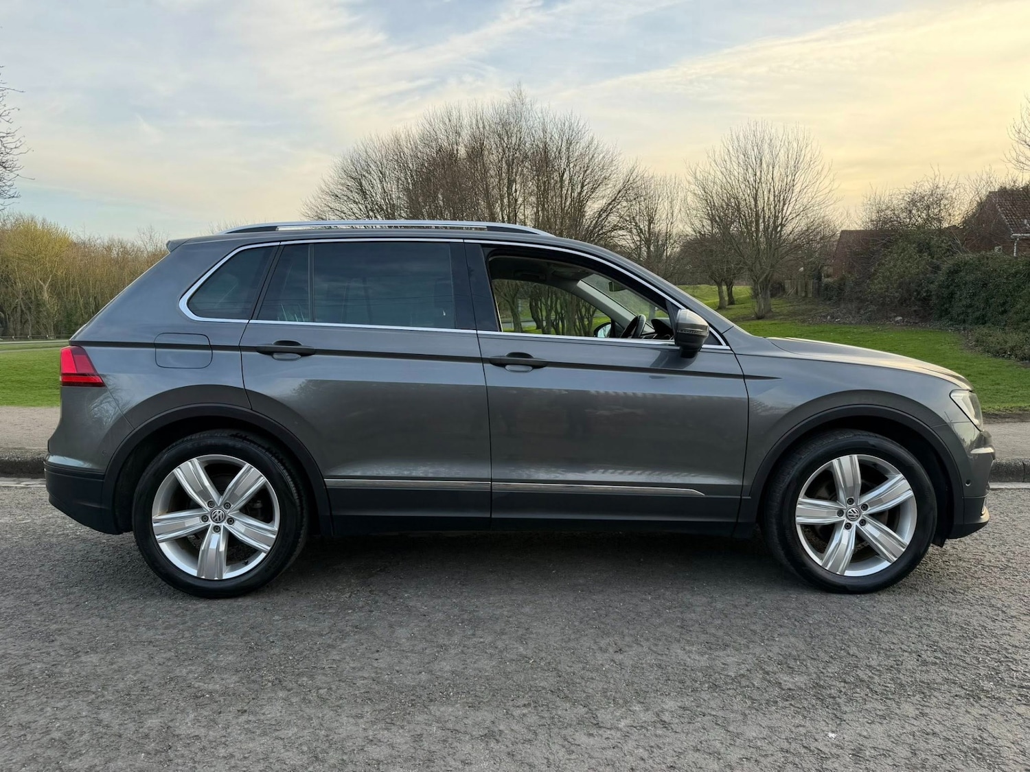 Used Volkswagen Tiguan 2020 for sale - 77945799: Photo 6