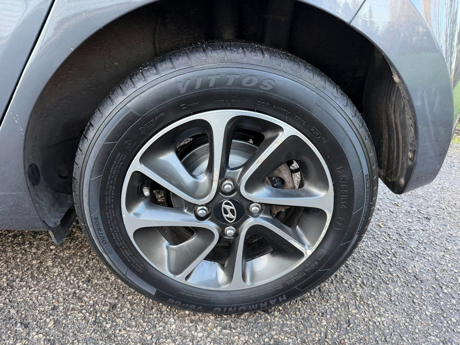 Used Hyundai i10 2018 for sale - 76707386: Photo 20