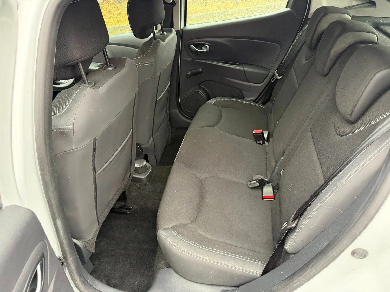 Used Renault Clio 2018 for sale - 77363789: Photo 12