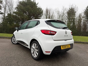 Used Renault Clio 2018 for sale - 77363789: Photo