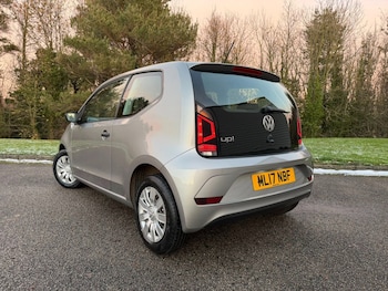 Used Volkswagen up! 2017 for sale - 76615959: Photo