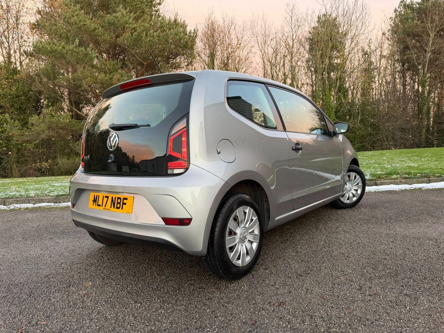 Used Volkswagen up! 2017 for sale - 76615959: Photo 5