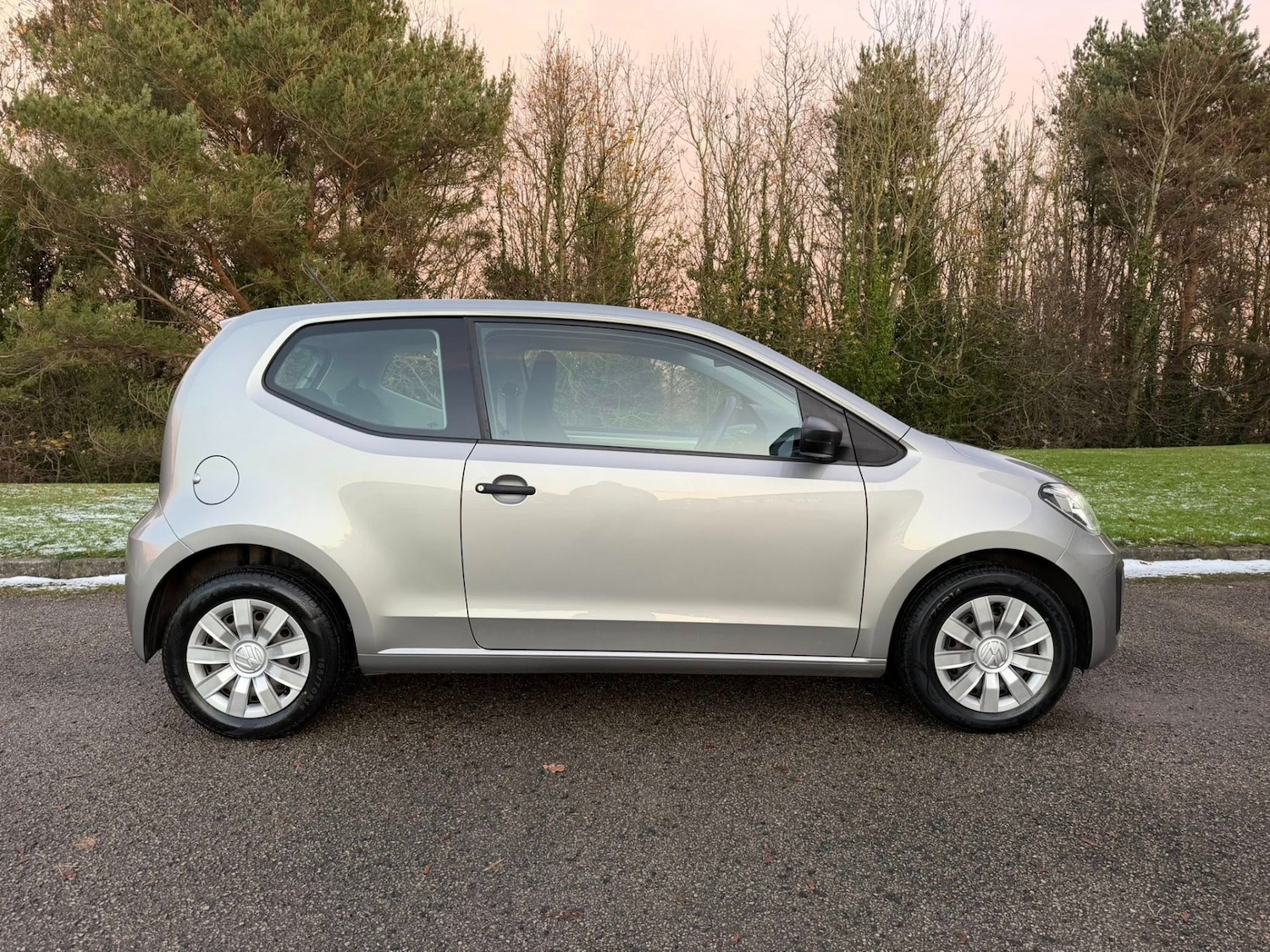 Used Volkswagen up! 2017 for sale - 76615959: Photo 6