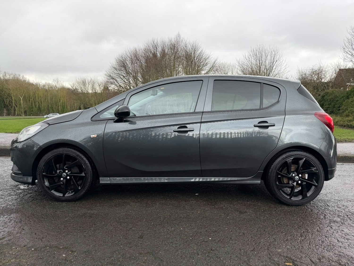 Used Vauxhall Corsa 2018 for sale - 77542733: Photo 2