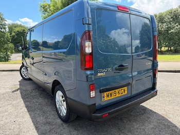Used Renault Trafic 2020 for sale - 79053797: Photo
