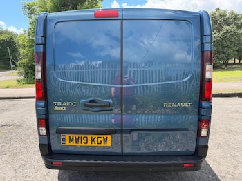 Used Renault Trafic 2020 for sale - 79053797: Photo