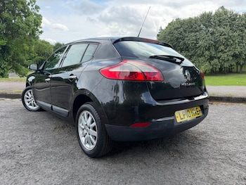 Used Renault Megane 2010 for sale - 78846551: Photo