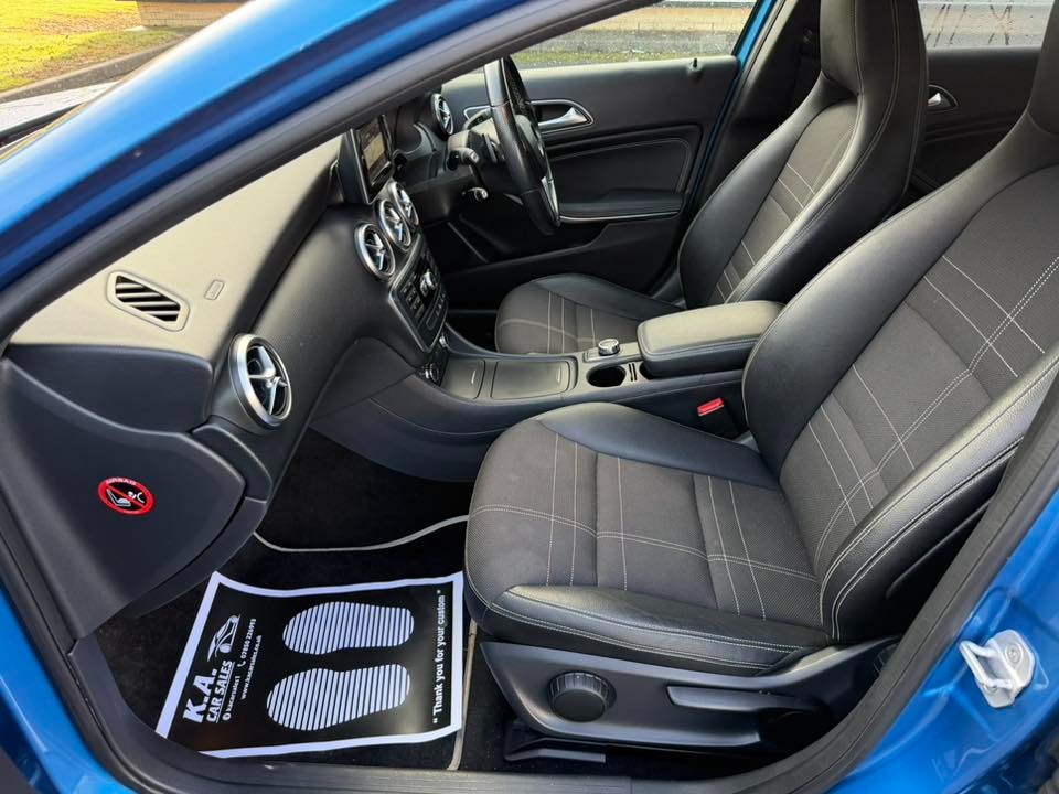 Used Mercedes-Benz A-Class 2015 for sale - 77336353: Photo 11