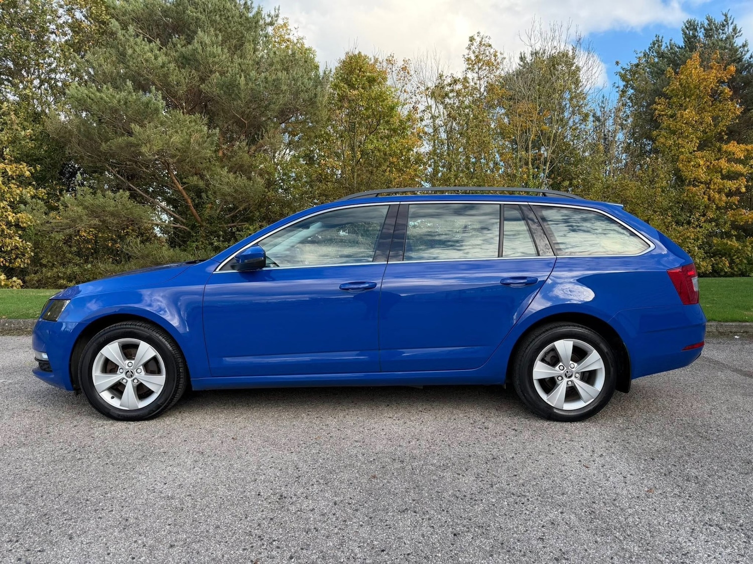 Used Skoda Octavia 2018 for sale - 76352440: Photo 2
