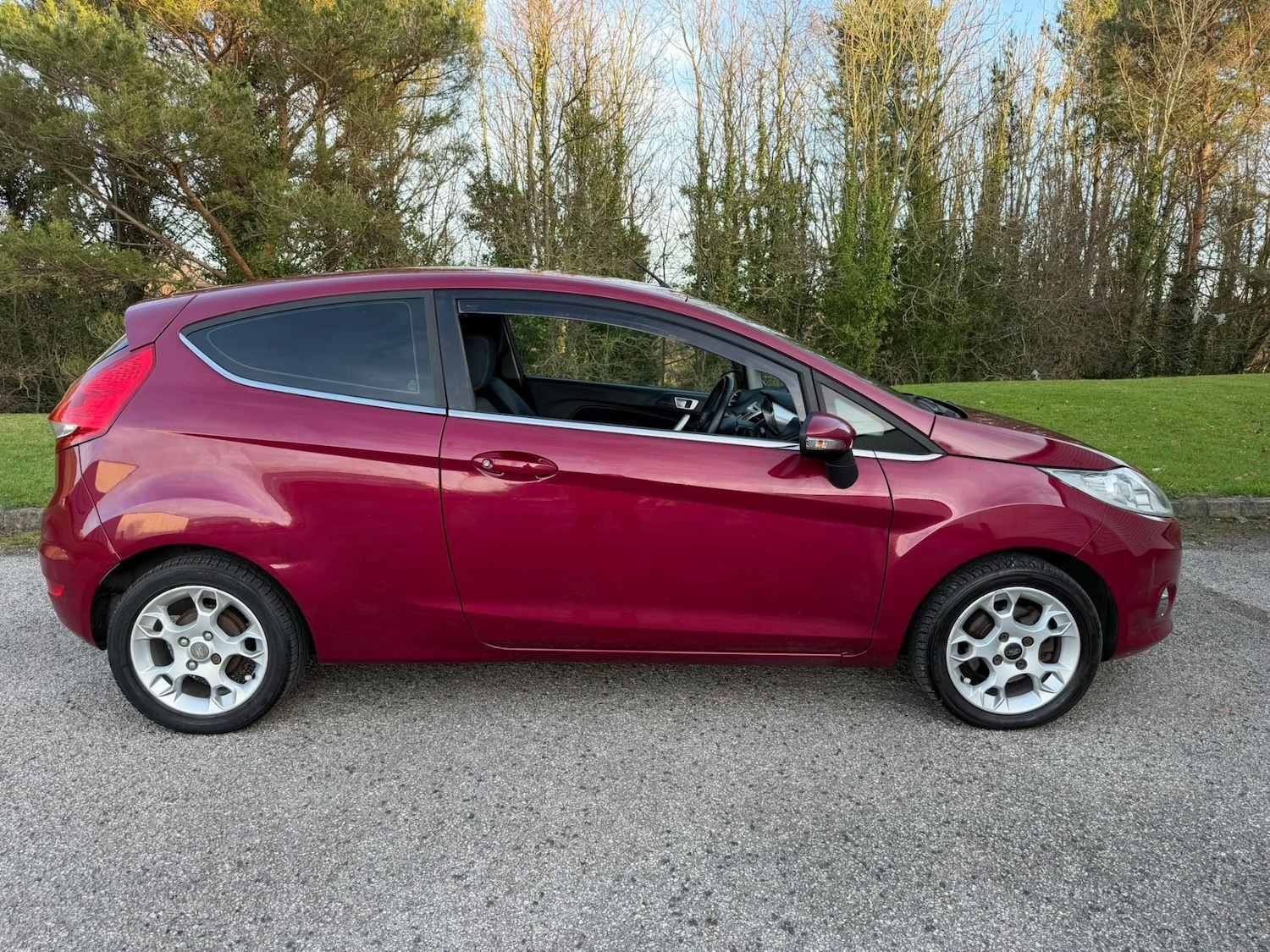 Used Ford Fiesta 2012 for sale - 76941895: Photo 6