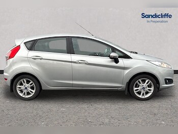 Used Ford Fiesta 2015 for sale - 76536544: Photo