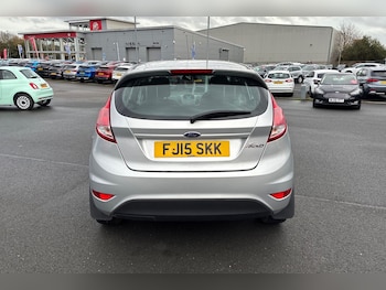 Used Ford Fiesta 2015 for sale - 76536544: Photo