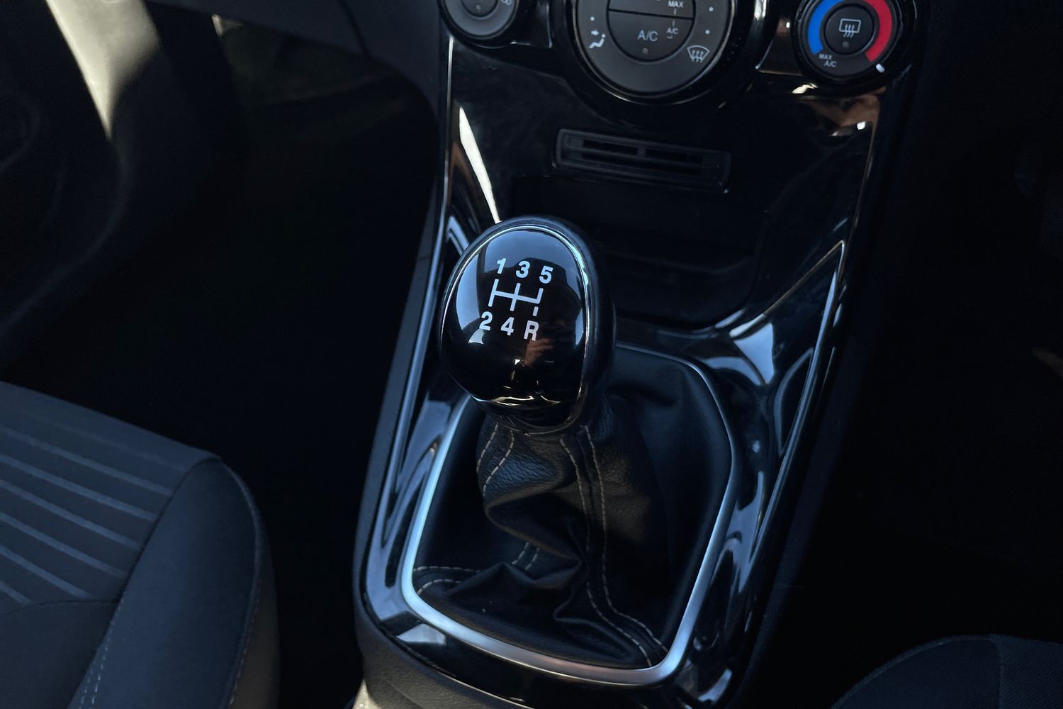 Used Ford Fiesta 2016 for sale - 76347289: Photo 40