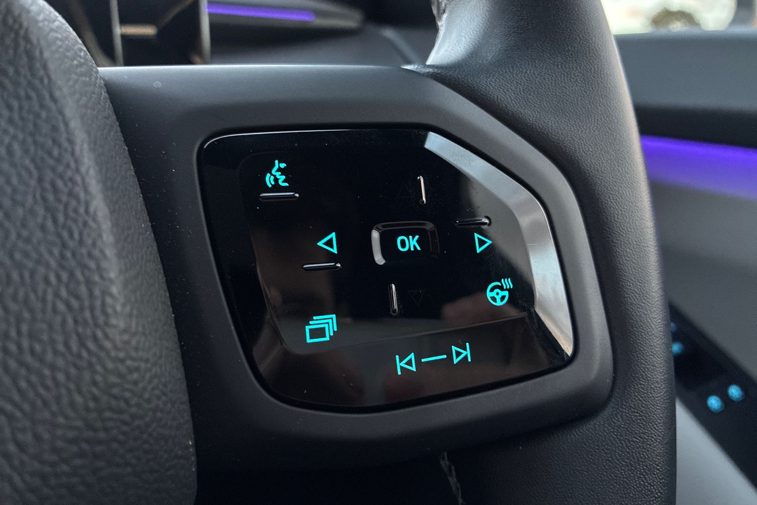 Used Ford Explorer 2025 for sale - 77027843: Photo 34