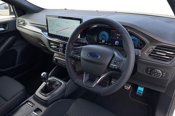 Used Ford Focus 2025 for sale - 76216431: Photo 10