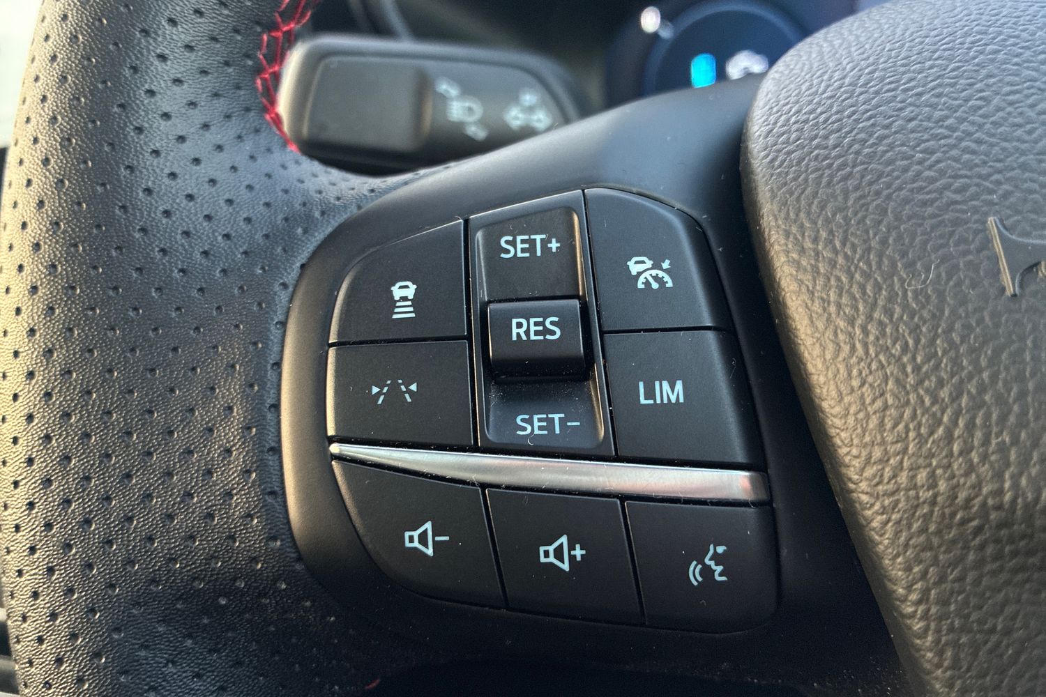 Used Ford Kuga 2025 for sale - 76663590: Photo 45