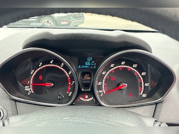 Used Ford Fiesta 2015 for sale - 78554879: Photo