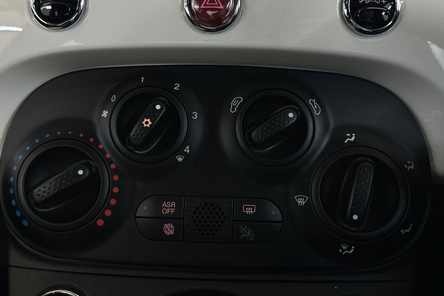 Used Fiat 500 2024 for sale - 77490541: Photo 31