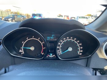 Used Ford Fiesta 2016 for sale - 76470873: Photo