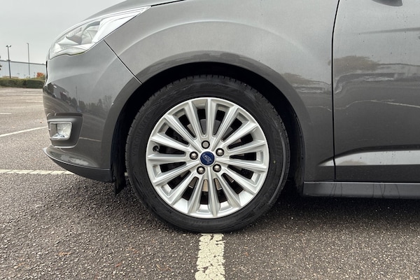 Used Ford Grand C-Max 2015 for sale - 76216452: Photo 17