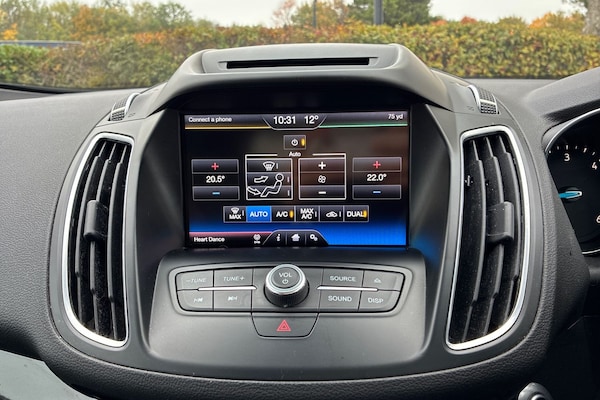 Used Ford Grand C-Max 2015 for sale - 76216452: Photo 48