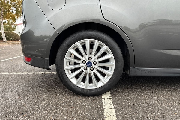 Used Ford Grand C-Max 2015 for sale - 76216452: Photo 9