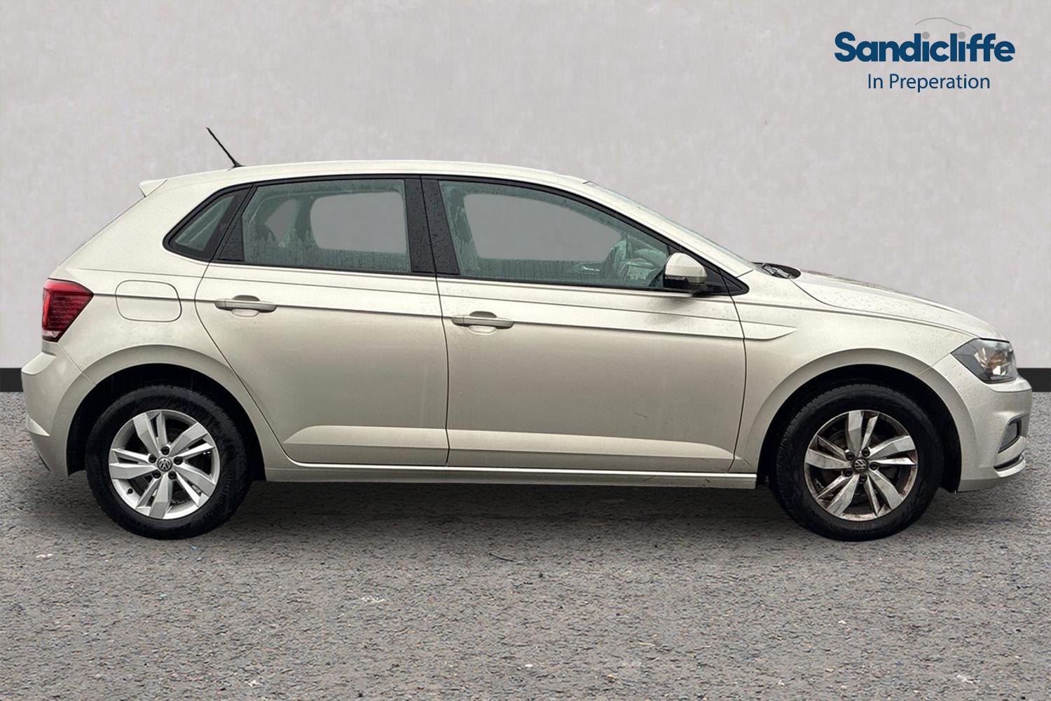 Used Volkswagen Polo 2018 for sale - 76532111: Photo 2