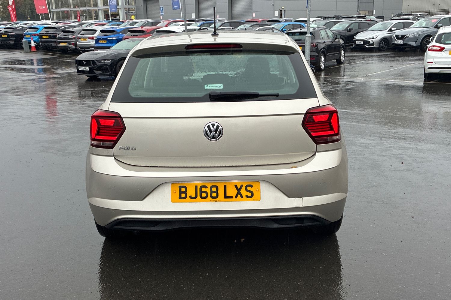 Used Volkswagen Polo 2018 for sale - 76532111: Photo 4