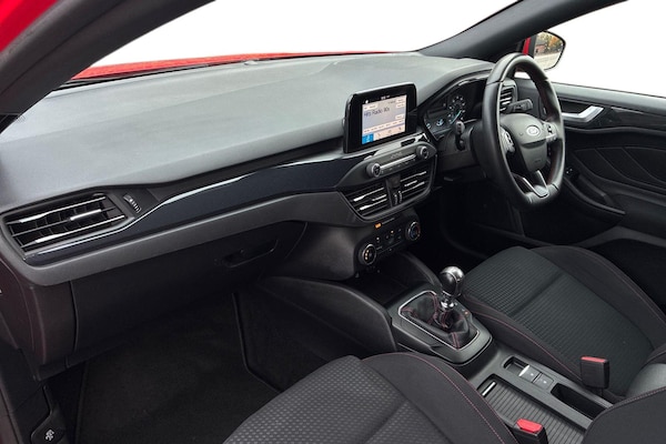 Used Ford Focus 2019 for sale - 76212140: Photo 13