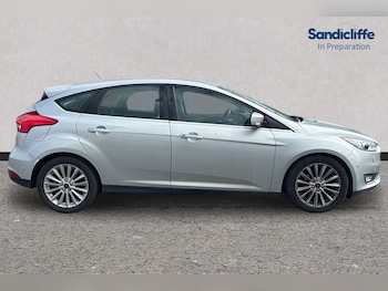 Used Ford Focus 2015 for sale - 77730809: Photo
