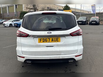 Used Ford S-Max 2017 for sale - 77065615: Photo